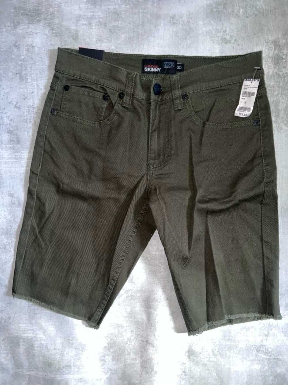 Tilly's Men's Skinny Olive Green Flat Front Shorts